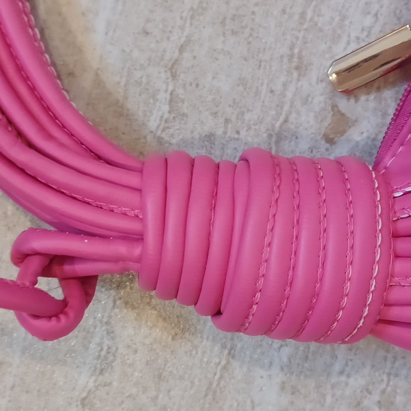 Fashionista Pink Strappy Versatile Noodle Bag - Picture 4 of 8